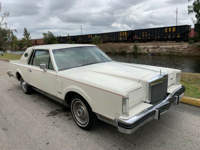 1981 Lincoln Continental Mark Series VI Town Car 1981 Lincoln Continental