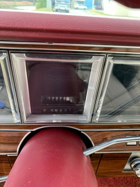 1981 Lincoln Continental - photo 10