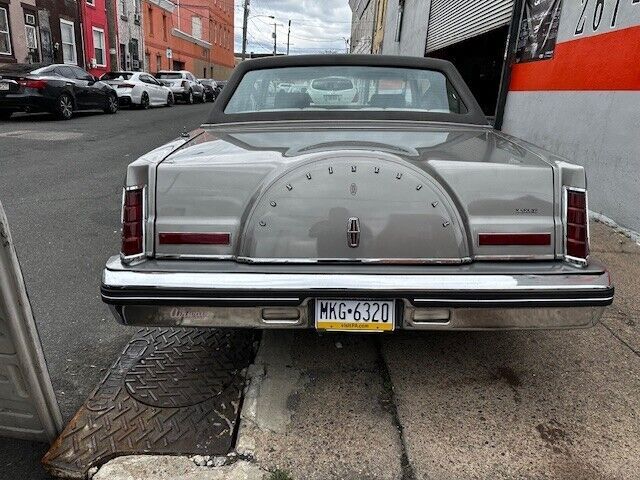 1981 Lincoln Mark VI - photo 7