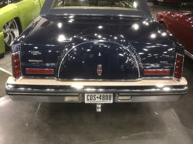 1981 Lincoln Mark Series Base Sedan 2-Door - photo 3