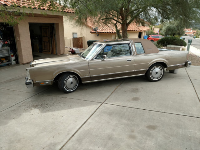 1981 Lincoln Town Car Signature - photo 6