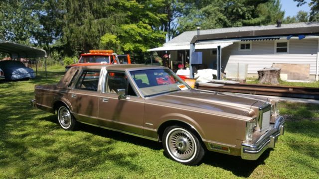 1981 Lincoln Town Car