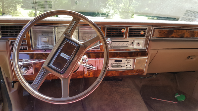 1981 Lincoln Town Car - photo 5