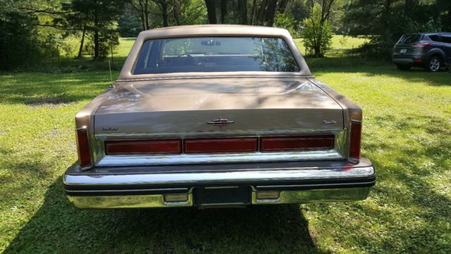 1981 Lincoln Town Car - photo 7