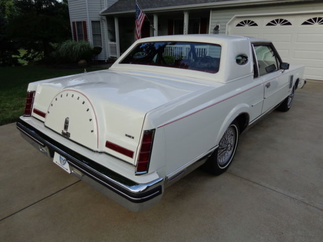 1981 Lincoln Continental Mark VI Coupe - photo 5