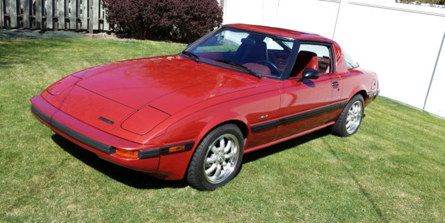 1981 Mazda RX-7 GS Coupe 2-Door 1.1L 1981 Mazda RX-7 GS
