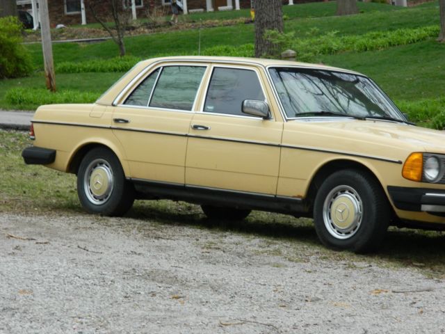 1981 Mercedes 300 D series Great Condition!!! 1981 Mercedes-Benz 300-Series