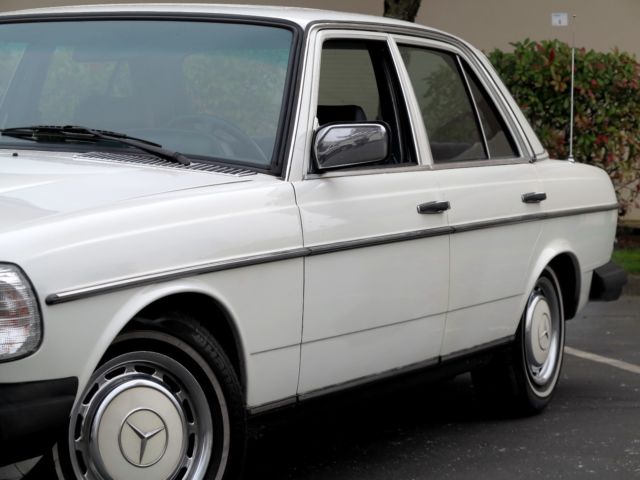 1981 Mercedes-Benz 300-Series 300D - photo 9