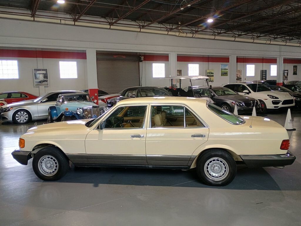 1981 Mercedes-Benz 300 SD Turbo Diesel Clean AutoCheck - photo 2