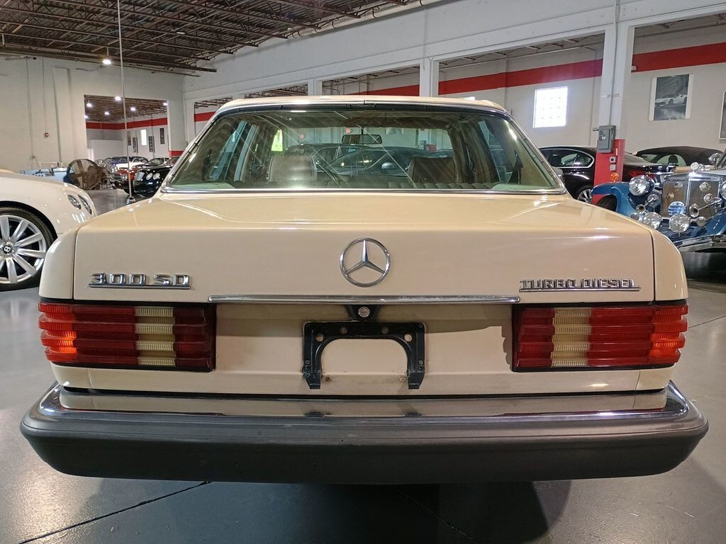 1981 Mercedes-Benz 300 SD Turbo Diesel Clean AutoCheck - photo 4