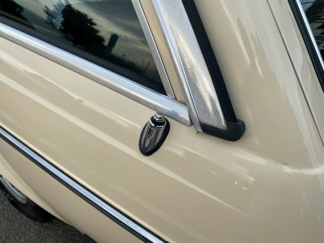 1981 Mercedes-Benz 300-Series - photo 13