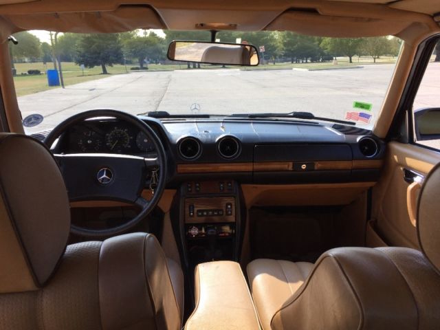 1981 Mercedes-Benz 300-Series TD - photo 12