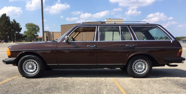 1981 Mercedes-Benz 300-Series TD - photo 2