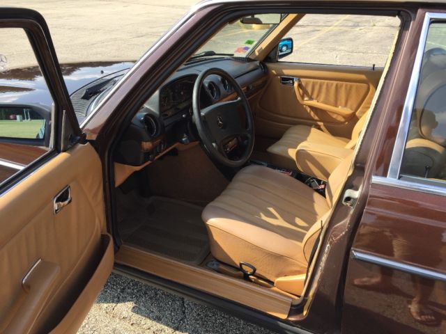 1981 Mercedes-Benz 300-Series TD - photo 9