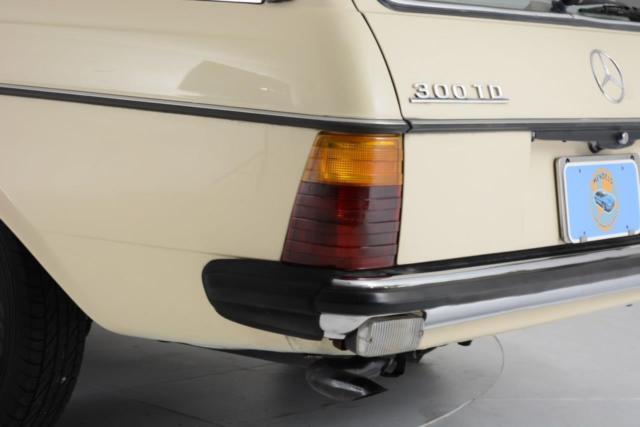 1981 Mercedes-Benz 300-Series Wagon Diesel - photo 12