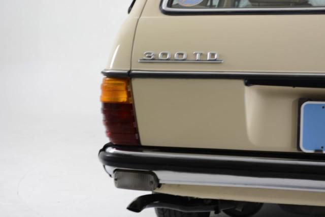 1981 Mercedes-Benz 300-Series Wagon Diesel - photo 9