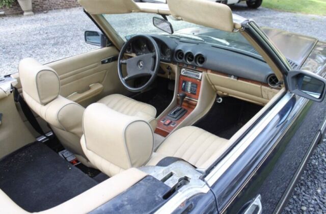 1981 Mercedes-Benz 300-Series - photo 10