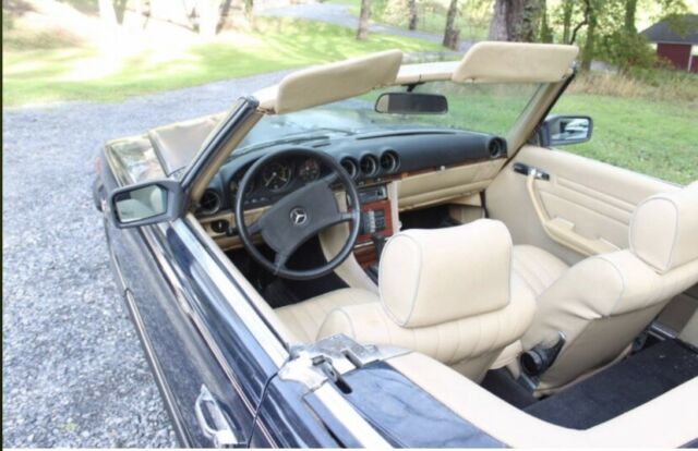 1981 Mercedes-Benz 300-Series - photo 9