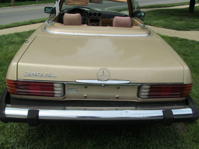 1981 Mercedes-Benz SL-Class - photo 2