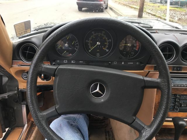 1981 Mercedes-Benz 300-Series 380 SLC - photo 11