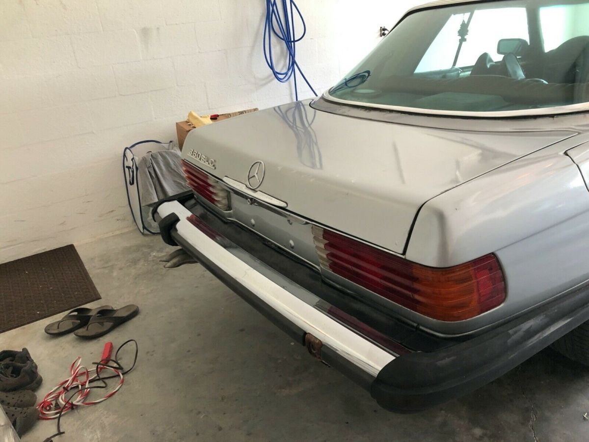 1981 Mercedes-Benz SL-Class 380SLC - photo 10