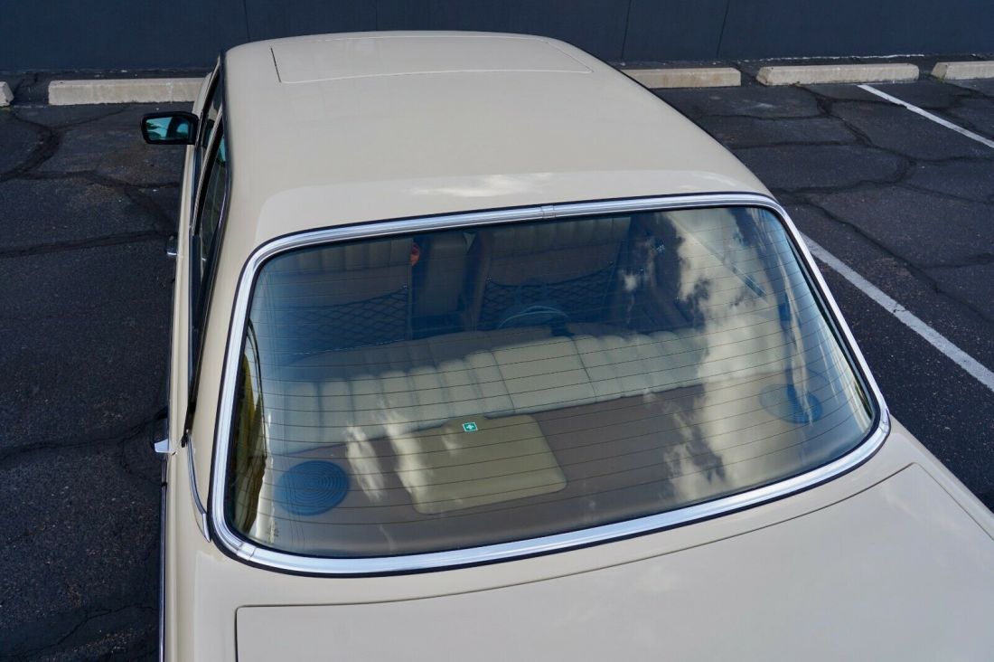 1981 Mercedes-Benz 200-Series W123 - photo 12