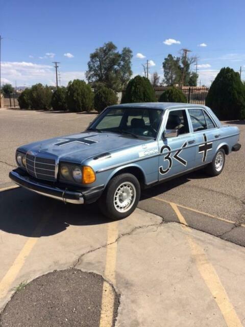 1981 Mercedes-Benz 200-Series 240D - photo 3