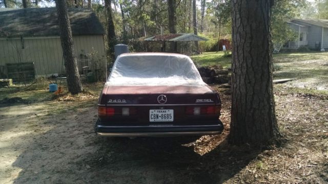 1981 Mercedes-Benz 200-Series Sadan - photo 12