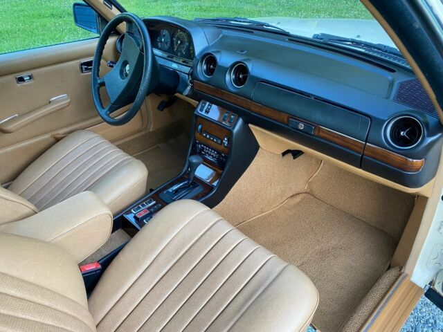 1981 Mercedes-Benz 280CE - photo 12