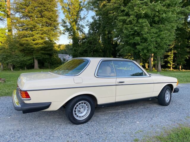 1981 Mercedes-Benz 280CE - photo 5