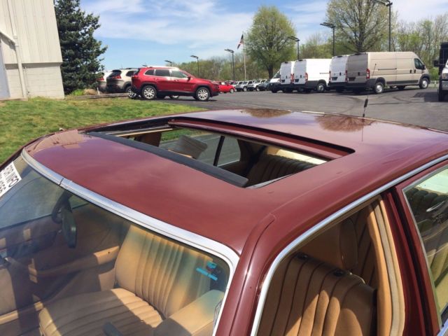 1981 Mercedes-Benz 300-Series 300SD - photo 5