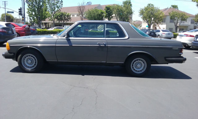 1981 Mercedes-Benz 300-Series 300 CD Coupe Diesel non turbo last year made 1981 Mercedes-Benz 300-Series