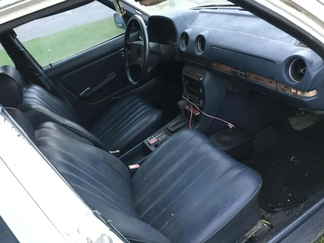 1981 Mercedes-Benz 300-Series TD - photo 5