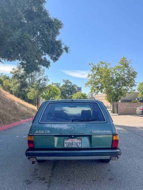1981 Mercedes-Benz 300-Series TD - photo 5