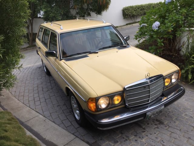 1981 Mercedes-Benz 300-Series - photo 8