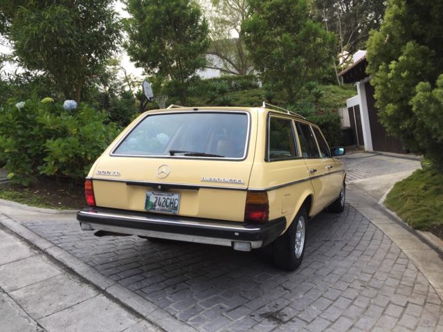 1981 Mercedes-Benz 300-Series - photo 9