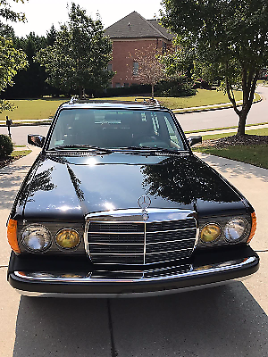 1981 Mercedes-Benz 300-Series 300 Turbo Diesel Wagon - photo 3
