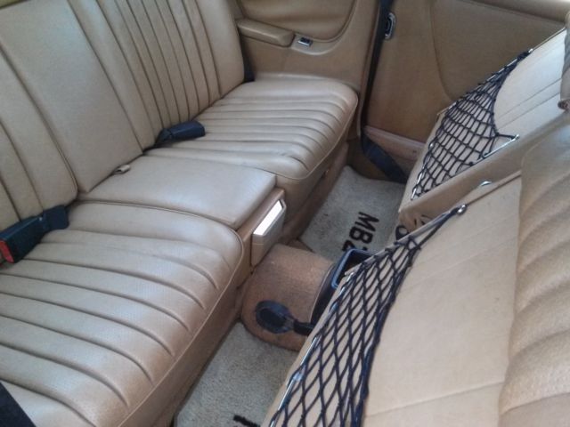 1981 Mercedes-Benz 300-Series Base Coupe 2-Door - photo 12