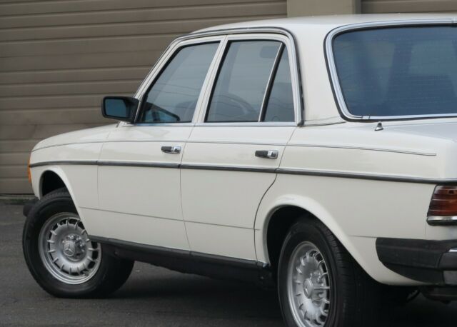 1981 Mercedes-Benz 300-Series 300S - photo 10