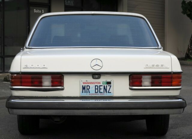 1981 Mercedes-Benz 300-Series 300S - photo 12
