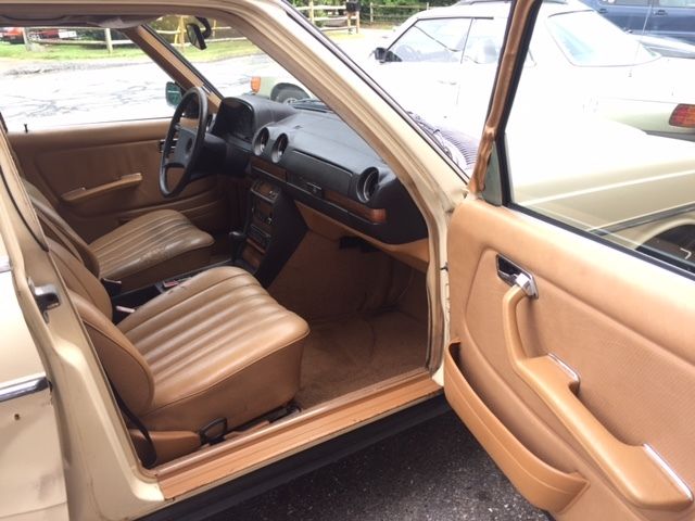 1981 Mercedes-Benz 300-Series DIESEL 300D - photo 13