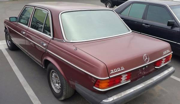 1981 Mercedes-Benz 300-Series 300D - photo 2