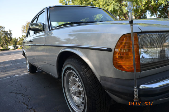 1981 Mercedes-Benz 300-Series 300D Euro W123 German Spec - photo 9