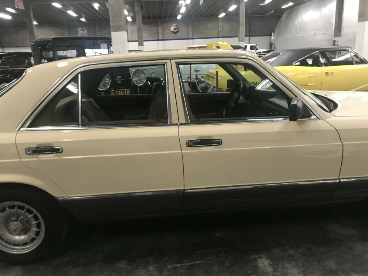 1981 Mercedes-Benz 300-Series - photo 11