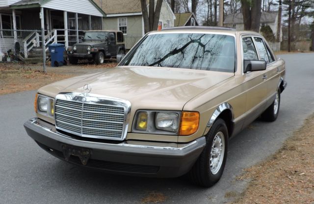 1981 Mercedes-Benz 300-Series - photo 2