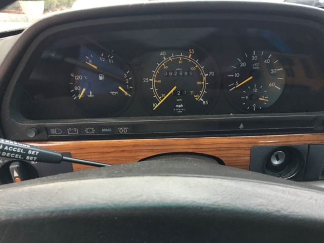 1981 Mercedes-Benz 300-Series - photo 6
