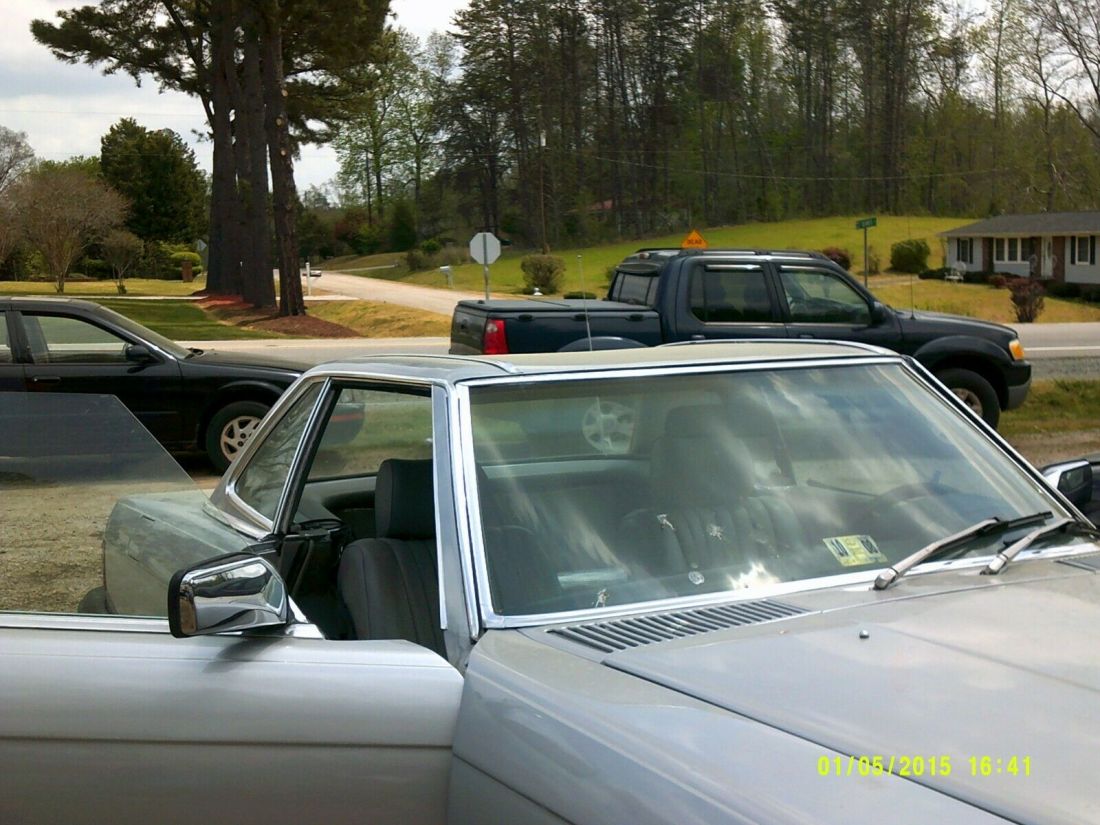 1981 Mercedes-Benz 300-Series - photo 10
