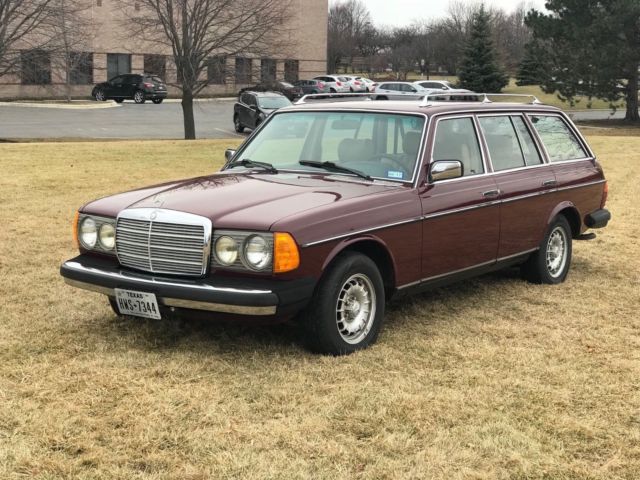 1981 Mercedes Benz 300TD Wagon 2 Owner Orient Red 82k Miles! 3rd Row! Blue Chip! 1981 Mercedes-Benz 300-Series Base Wagon 4-Door