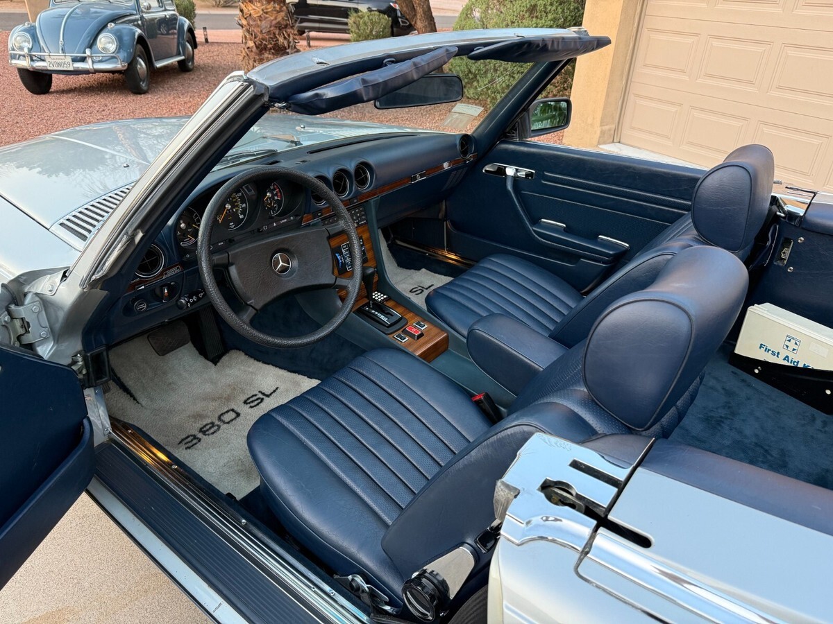 1981 Mercedes-Benz SL380 Roadster - photo 12