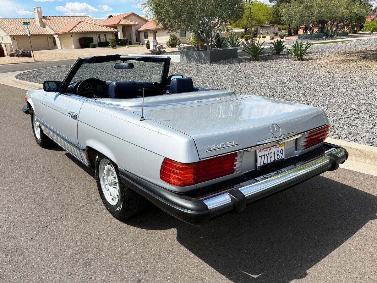1981 Mercedes-Benz SL380 Roadster - photo 3